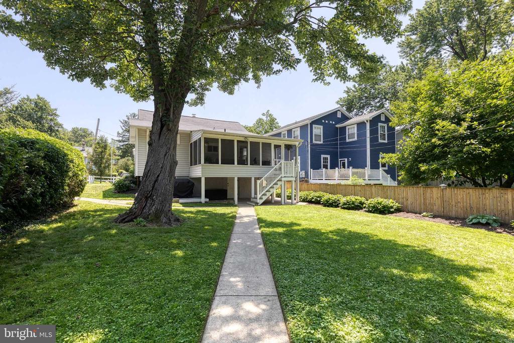 6504 MAPLEWOOD ROAD