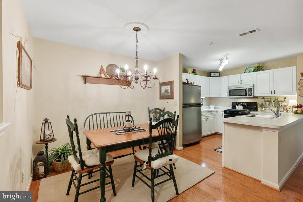 400 PLUMBRIDGE COURT 102