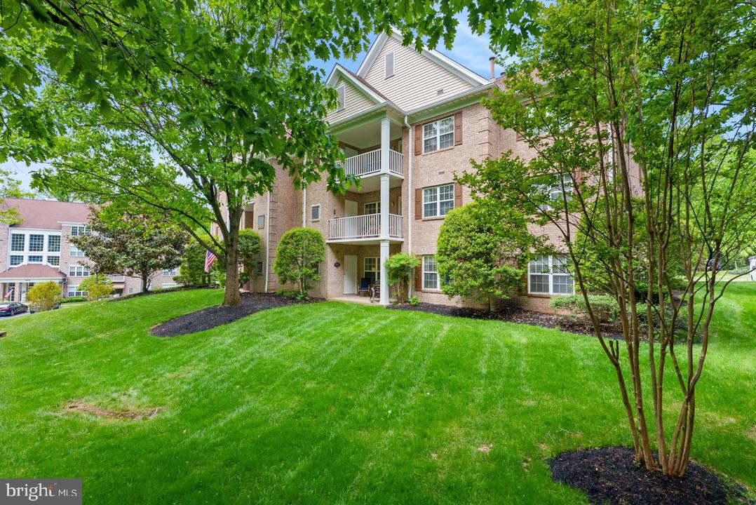 400 PLUMBRIDGE COURT 102