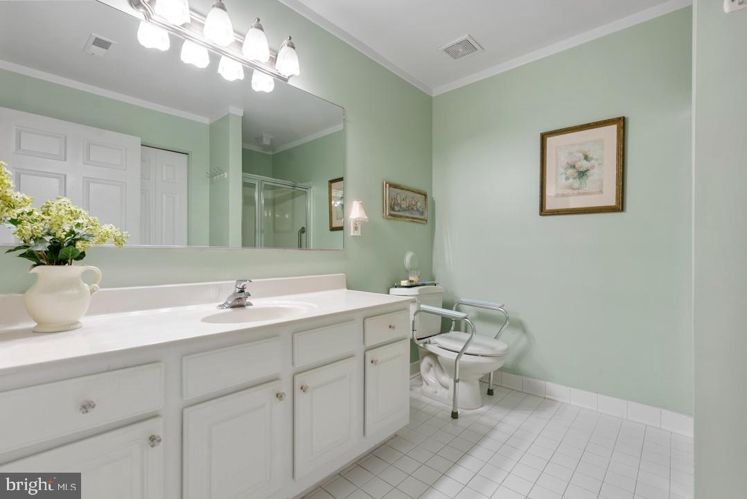 400 PLUMBRIDGE COURT 102