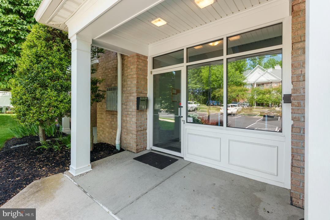 400 PLUMBRIDGE COURT 102
