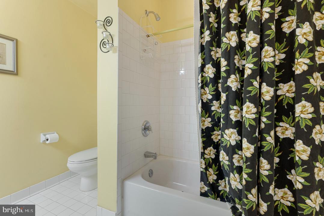 400 PLUMBRIDGE COURT 102