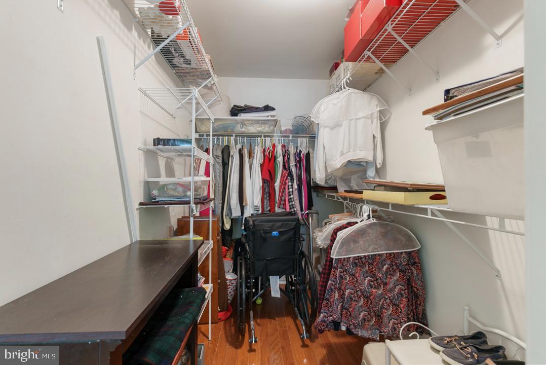 400 PLUMBRIDGE COURT 102