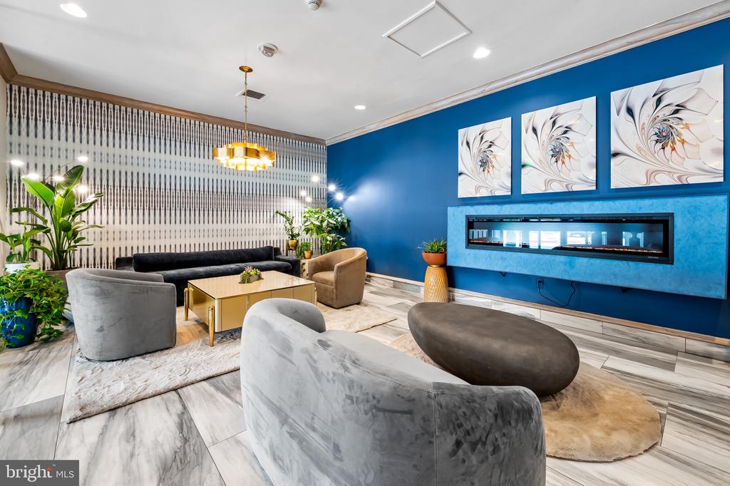 205 E JOPPA ROAD Unit: 2003