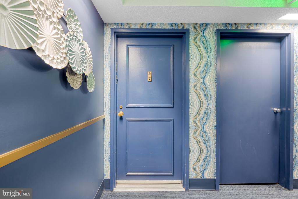 205 E JOPPA ROAD Unit: 2003