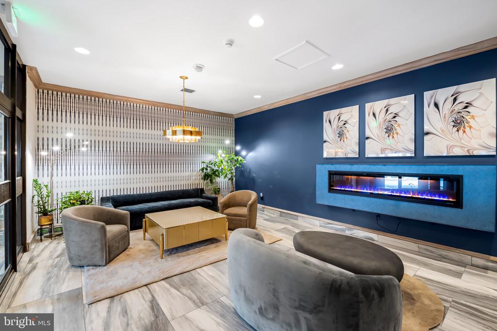 205 E JOPPA ROAD Unit: 2003
