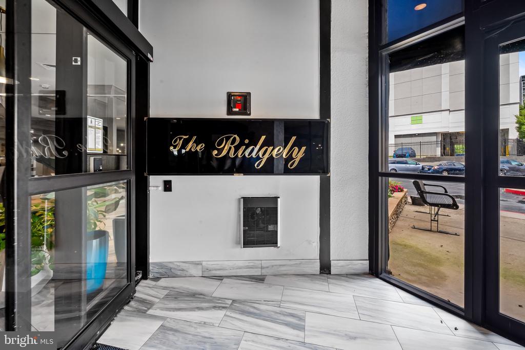 205 E JOPPA ROAD Unit: 2003