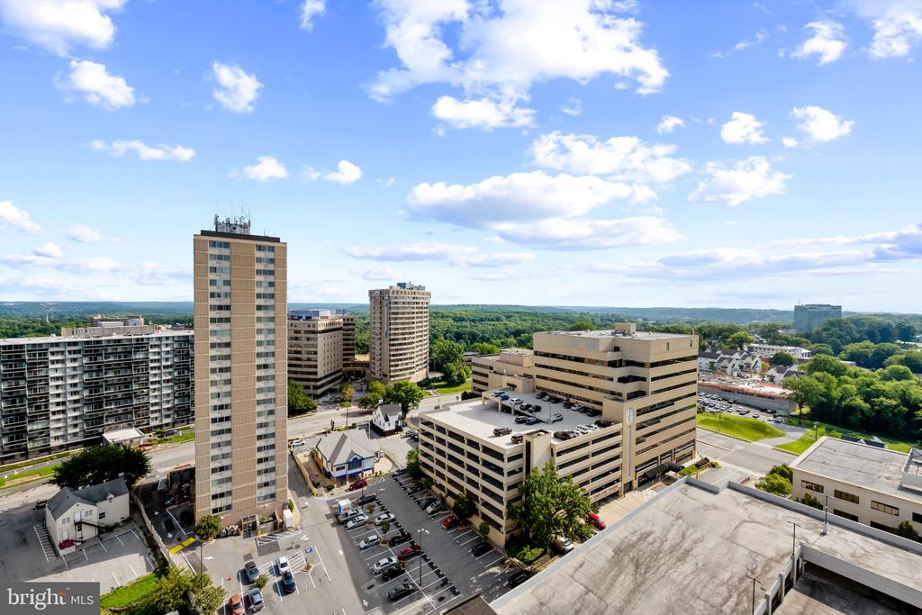 205 E JOPPA ROAD Unit: 2003