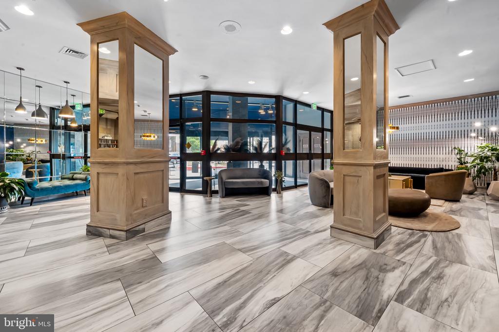 205 E JOPPA ROAD Unit: 2003