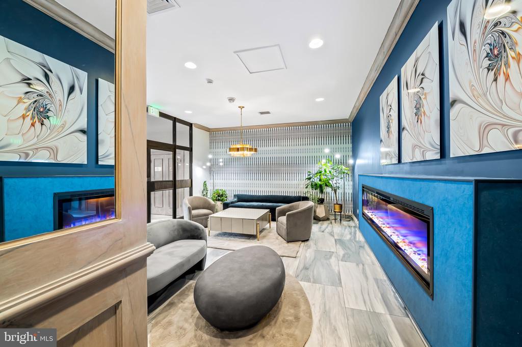 205 E JOPPA ROAD Unit: 2003