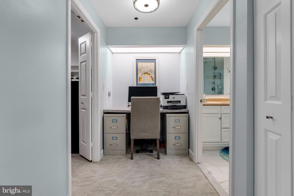 3 SOUTHERLY COURT Unit: 102