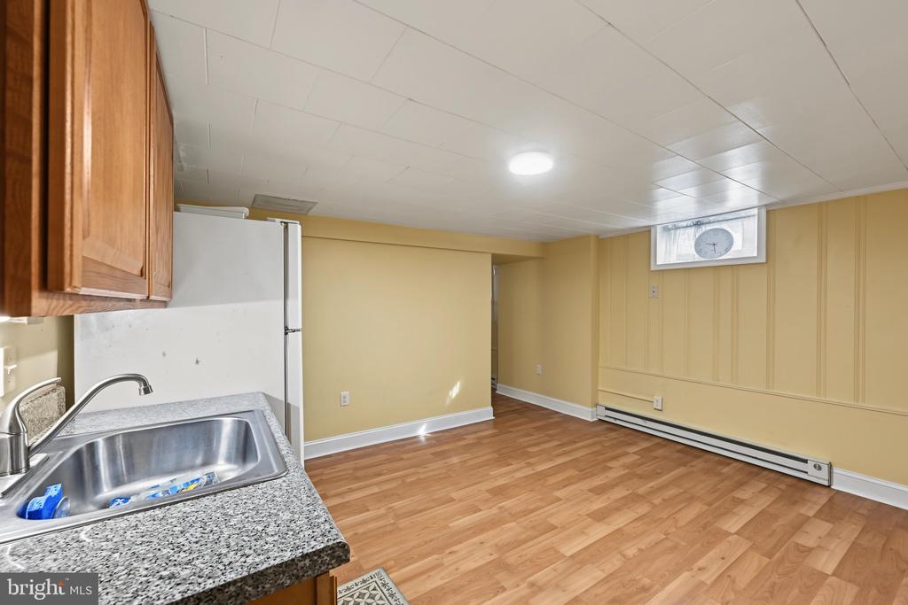 106 KENTWAY