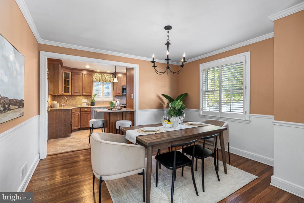 106 OVERCREST ROAD