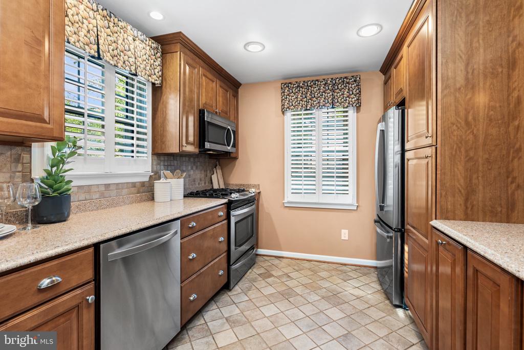 106 OVERCREST ROAD