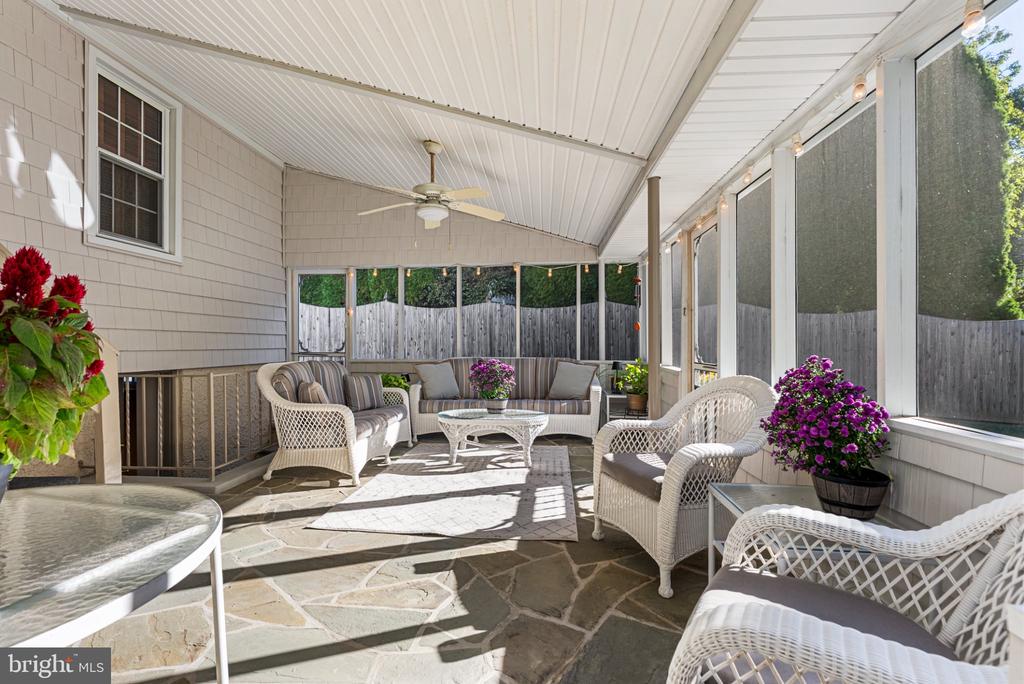 106 OVERCREST ROAD