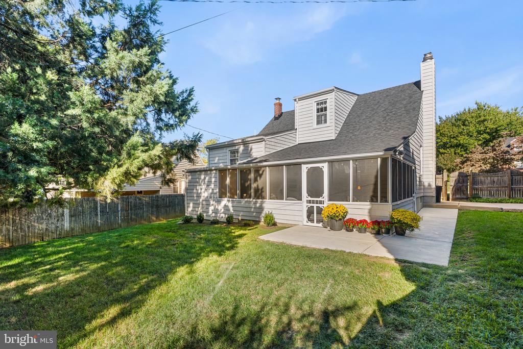 106 OVERCREST ROAD
