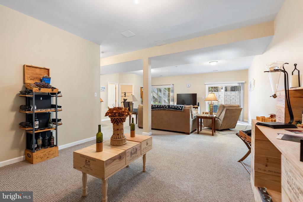 9404 RESERVOIR HILL COURT