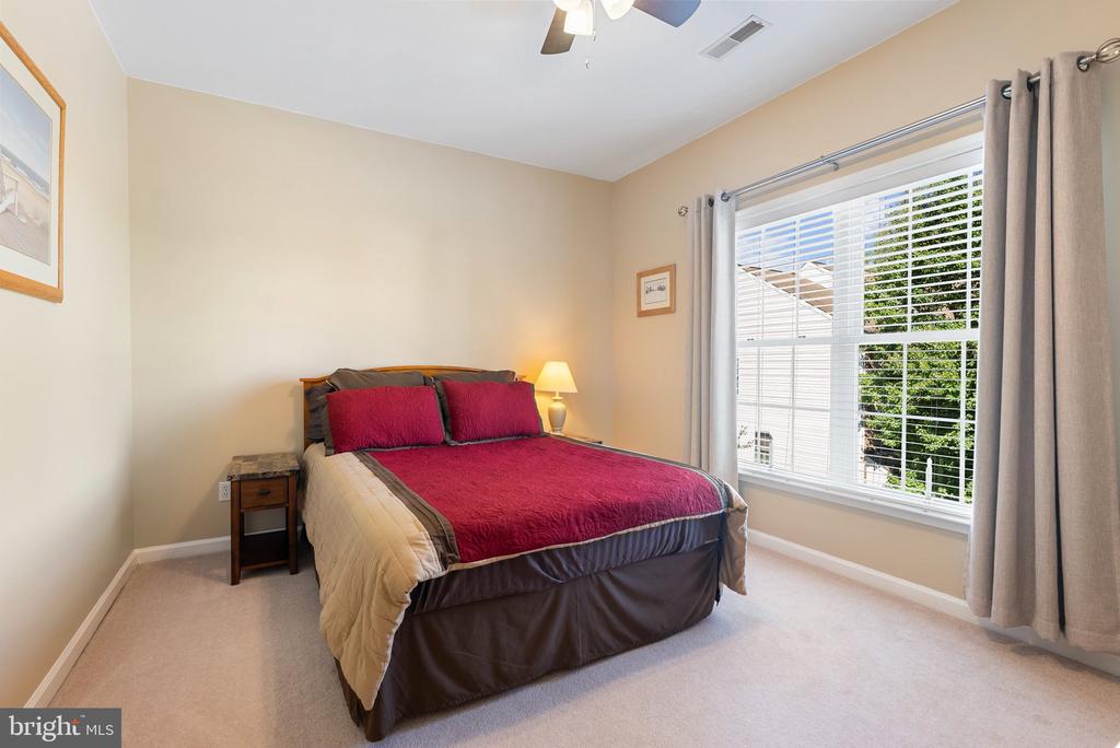 9404 RESERVOIR HILL COURT