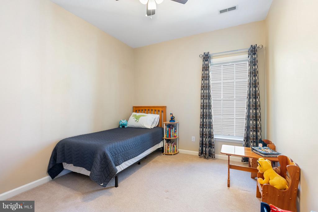 9404 RESERVOIR HILL COURT