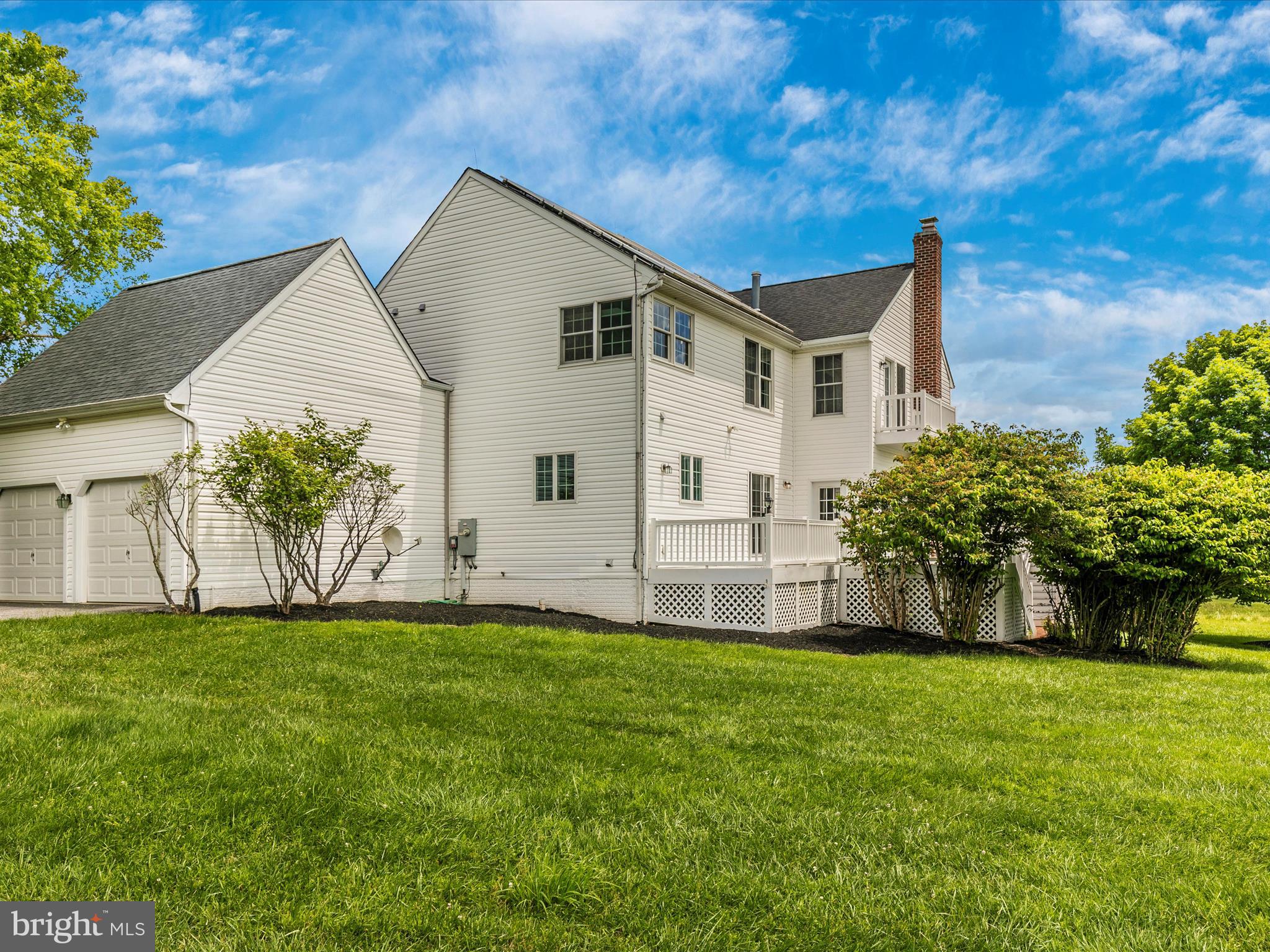 3304 Grayling Dr