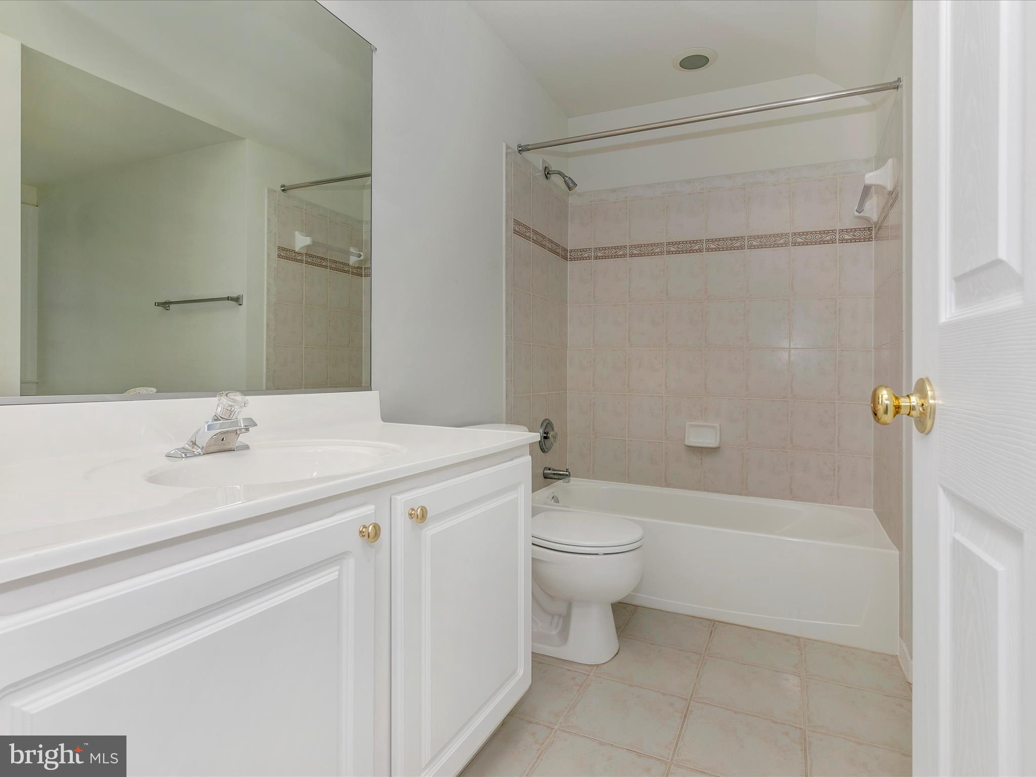 3304 Grayling Dr