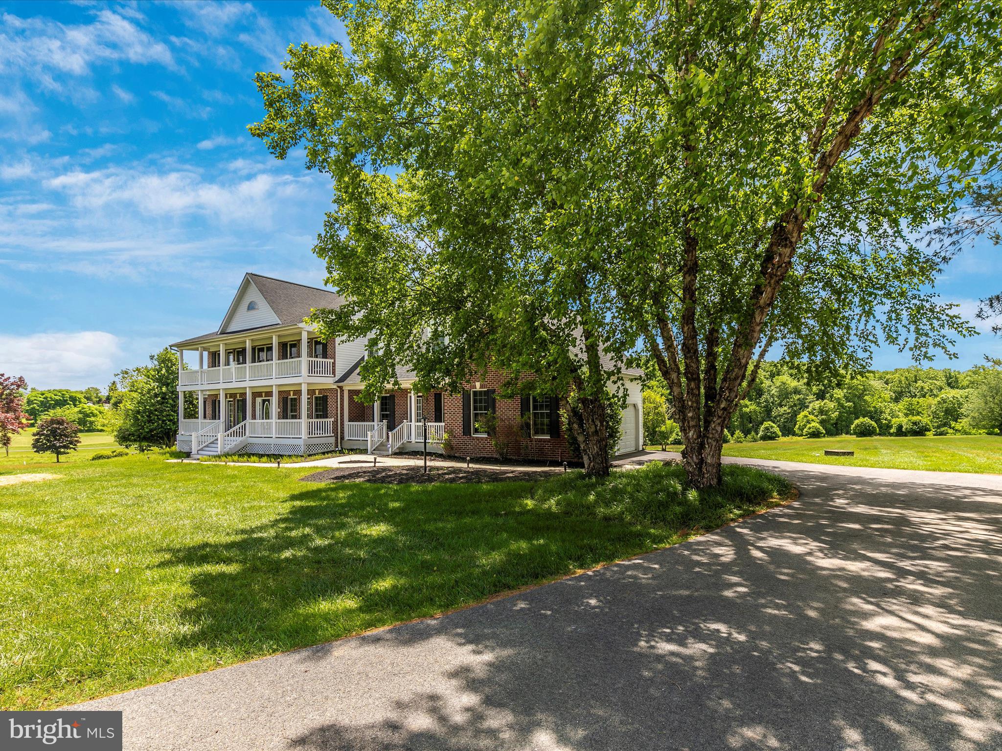 3304 Grayling Dr