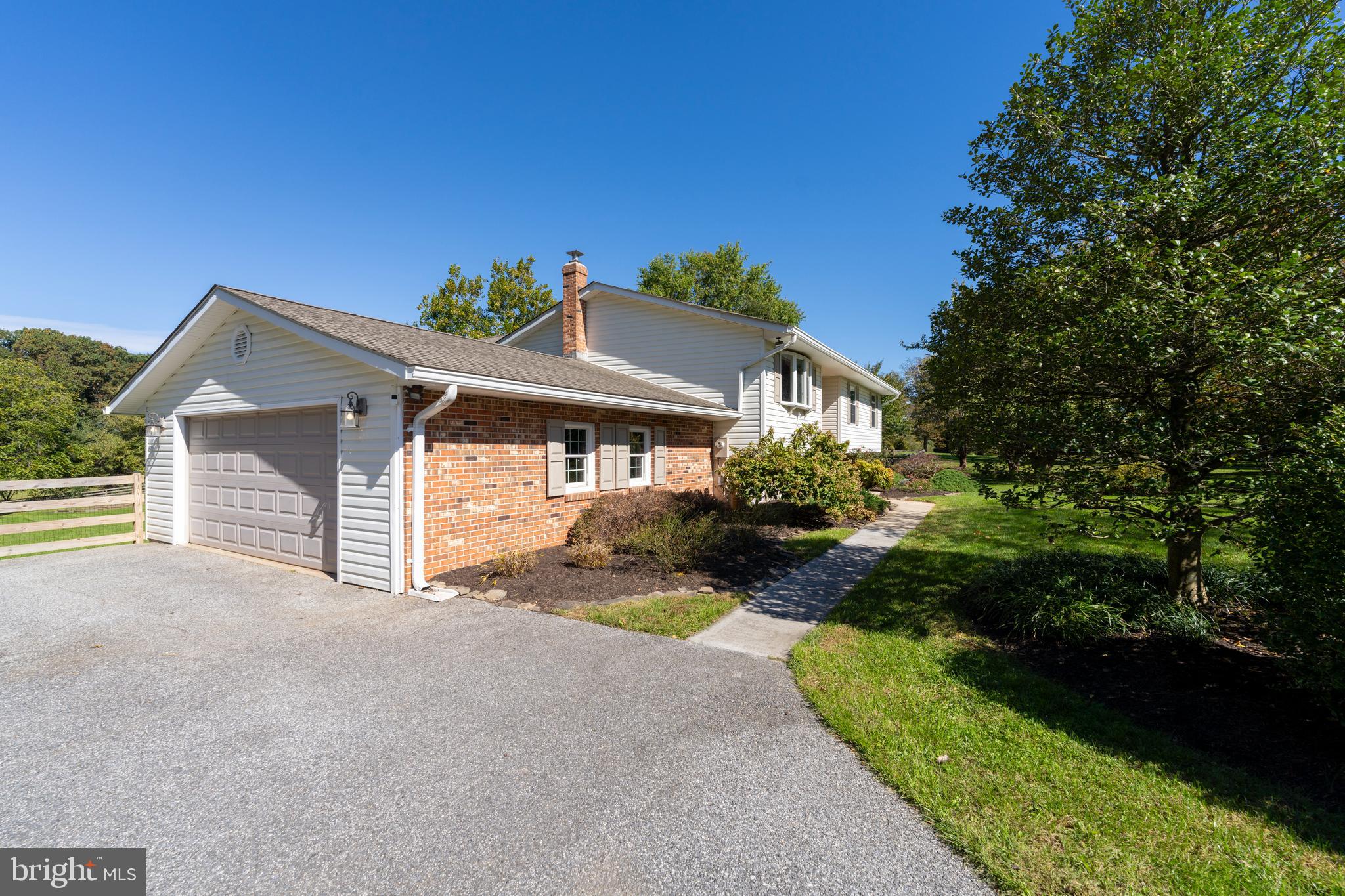 1526 Miller Rd