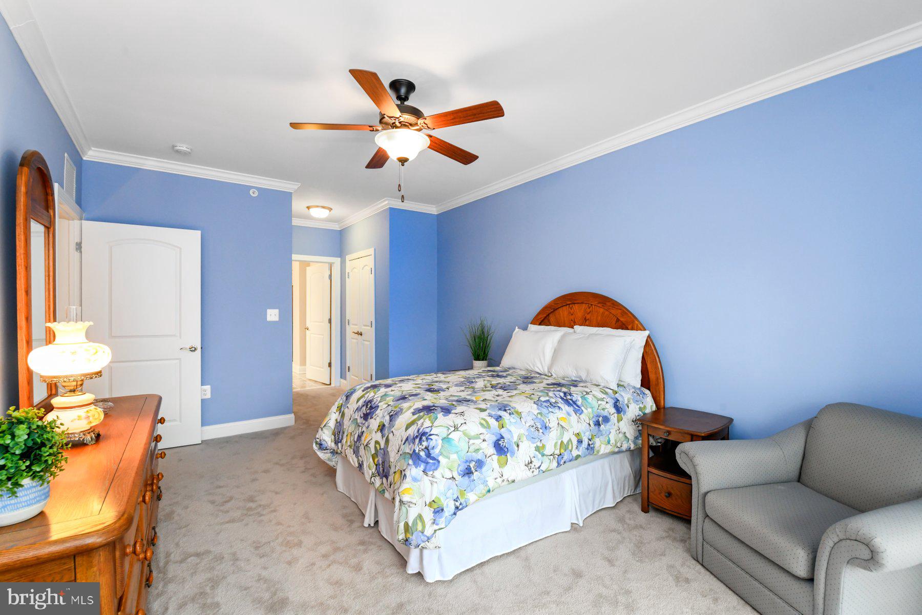 634 Wallingford ROAD Unit: 4F