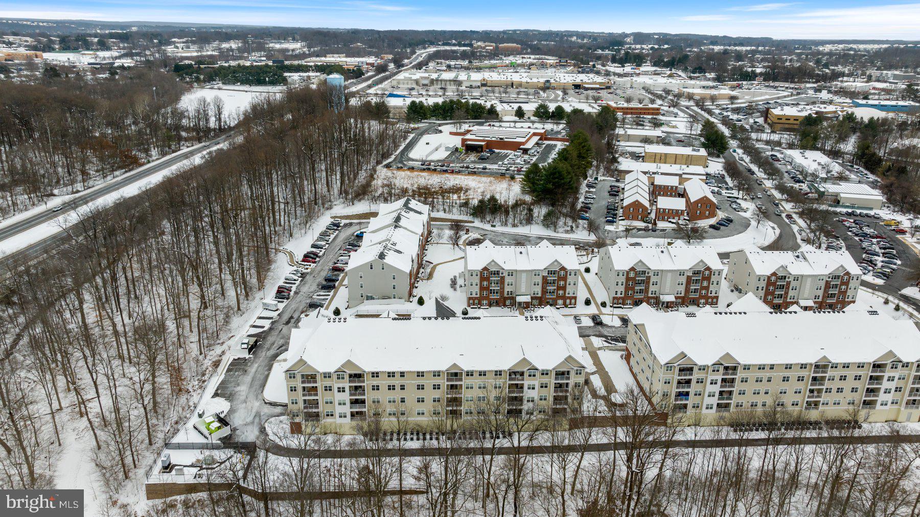 634 Wallingford ROAD Unit: 4F