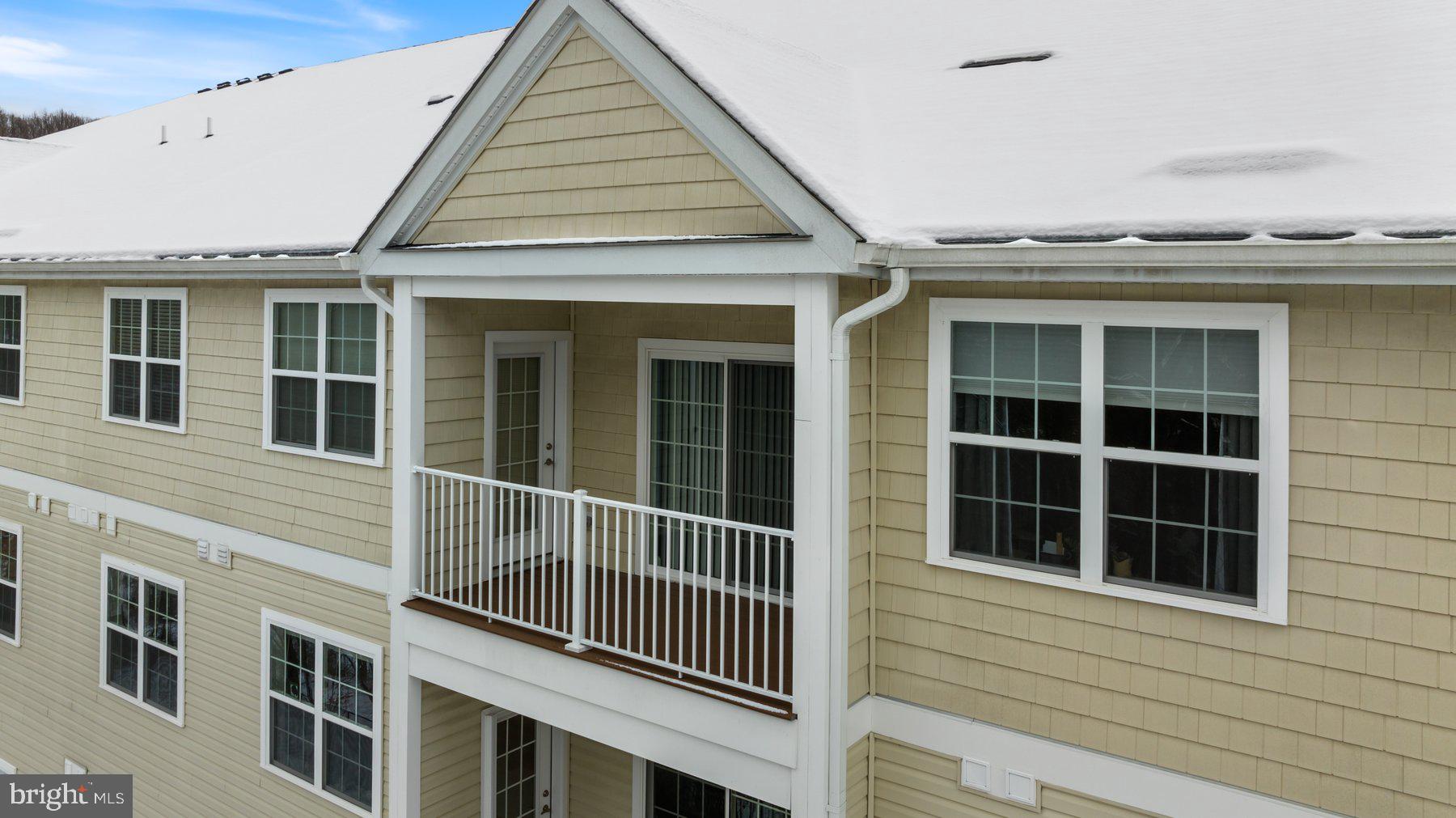 634 Wallingford ROAD Unit: 4F