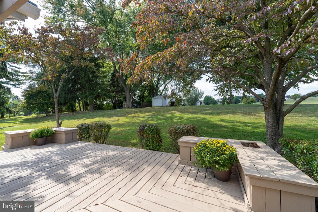 2410 Fairview Dr