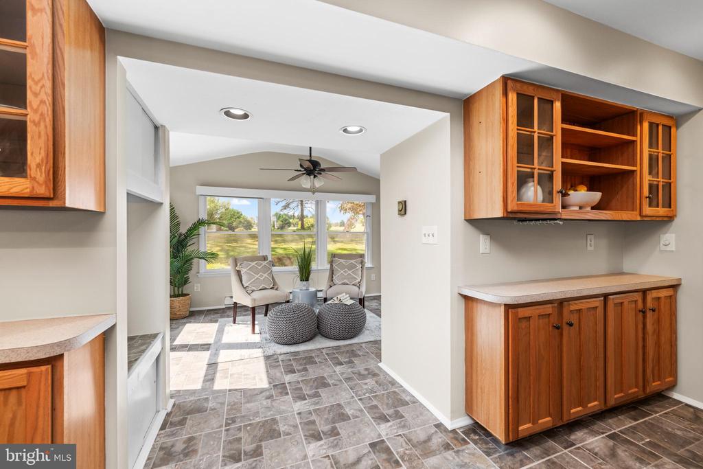 2410 Fairview Dr