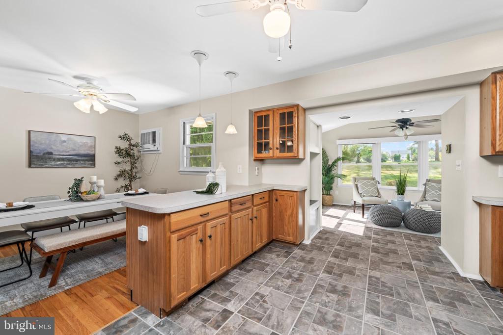 2410 Fairview Dr