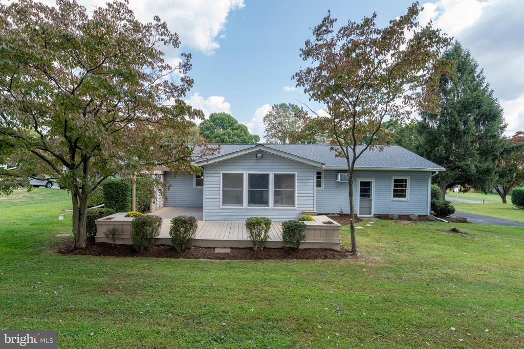 2410 Fairview Dr