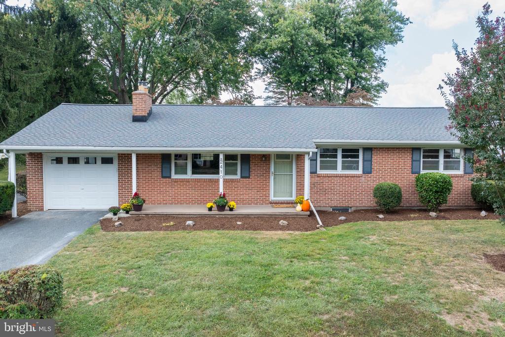 2410 Fairview Dr