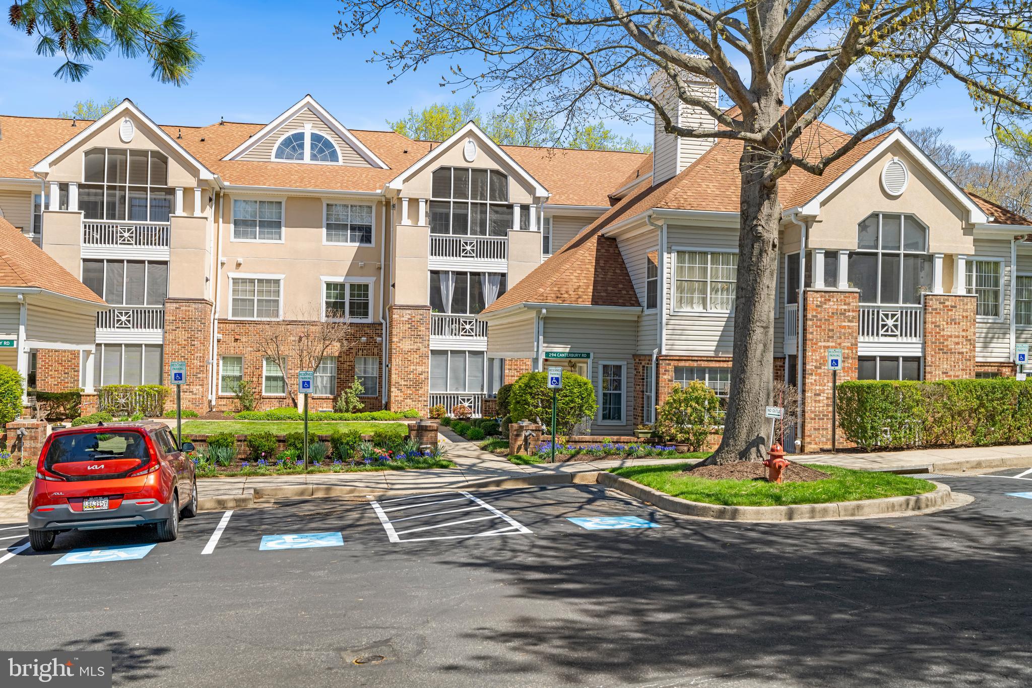 294-L Canterbury Rd #294-L