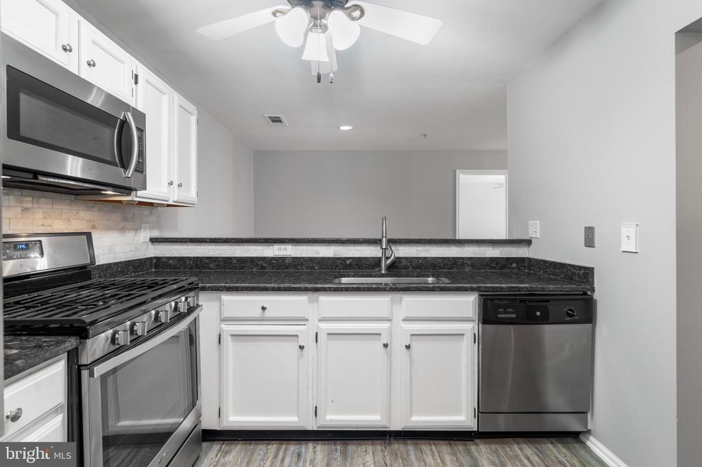 294-L Canterbury Rd #294-L
