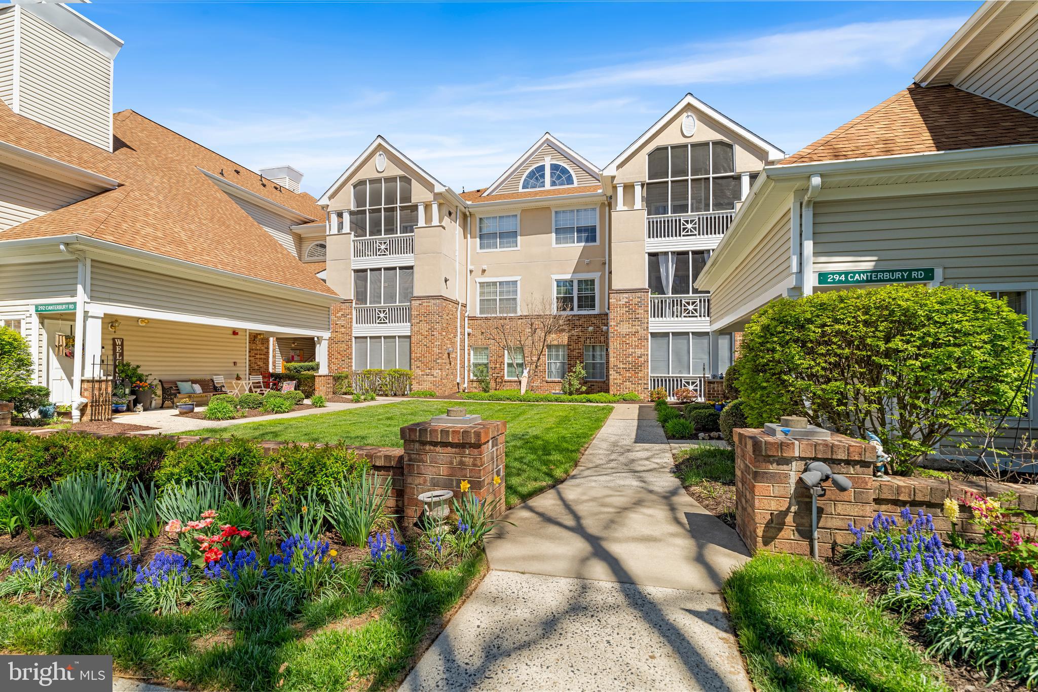 294-L Canterbury Rd #294-L
