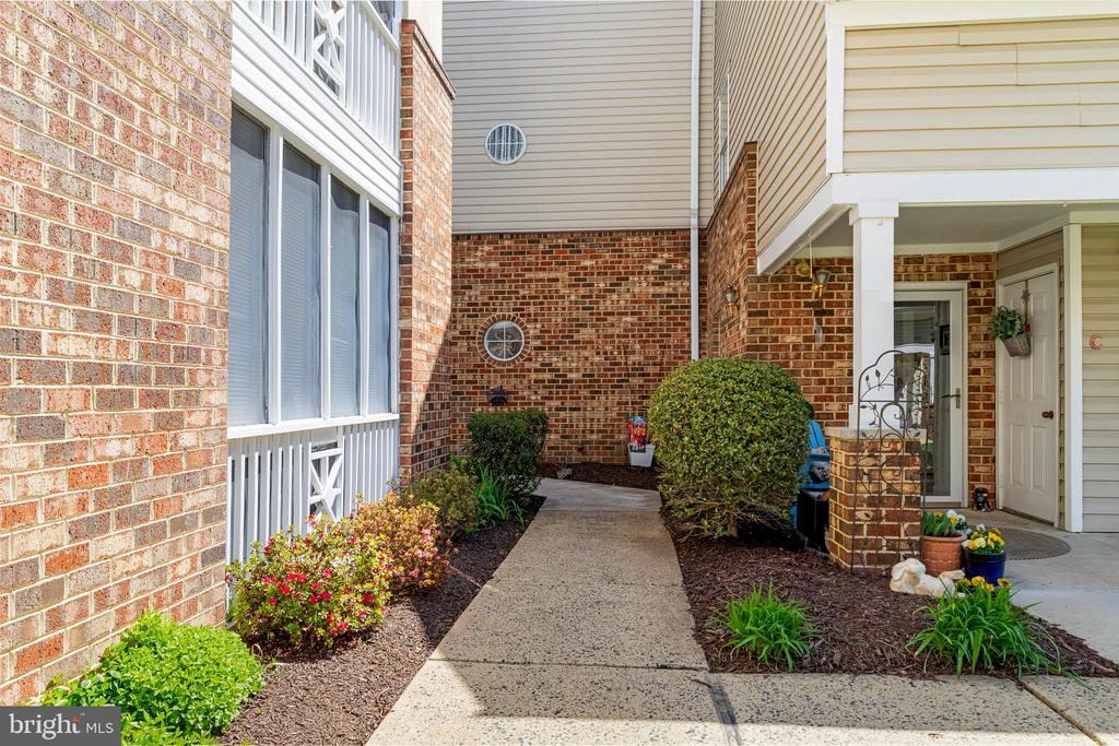 294-L Canterbury Rd #294-L