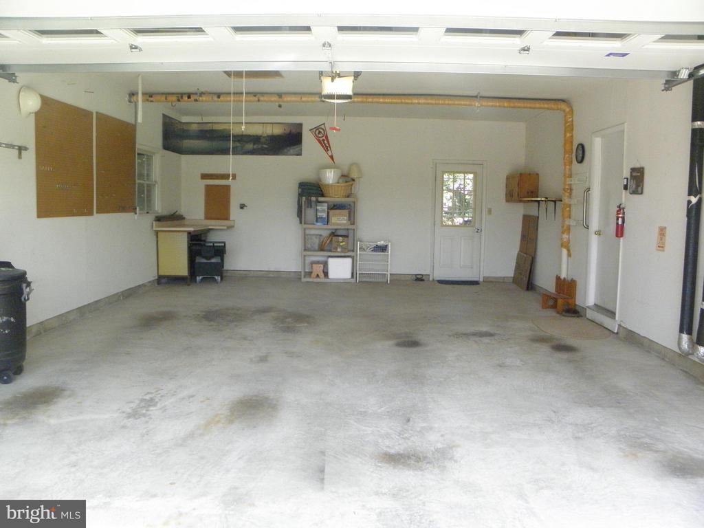 863 FLINTLOCK DRIVE