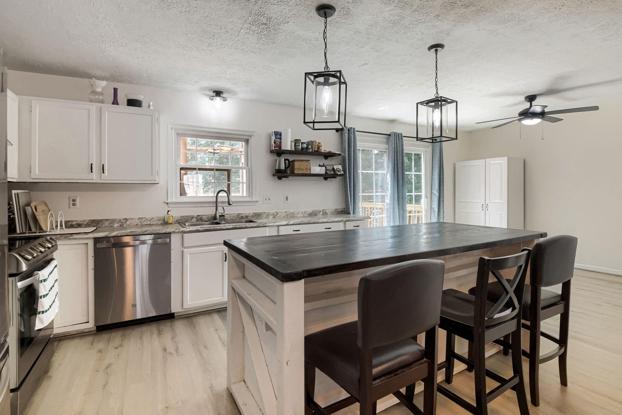 1315 LITTLEFIELD PLACE