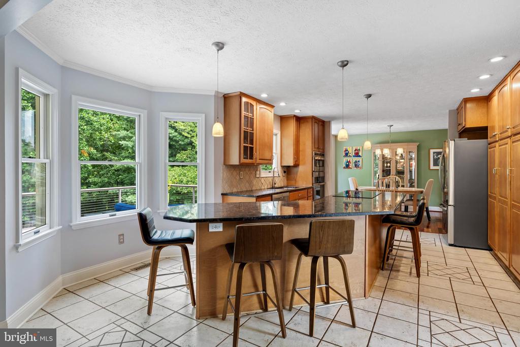 1009 LONGSTREAM COURT