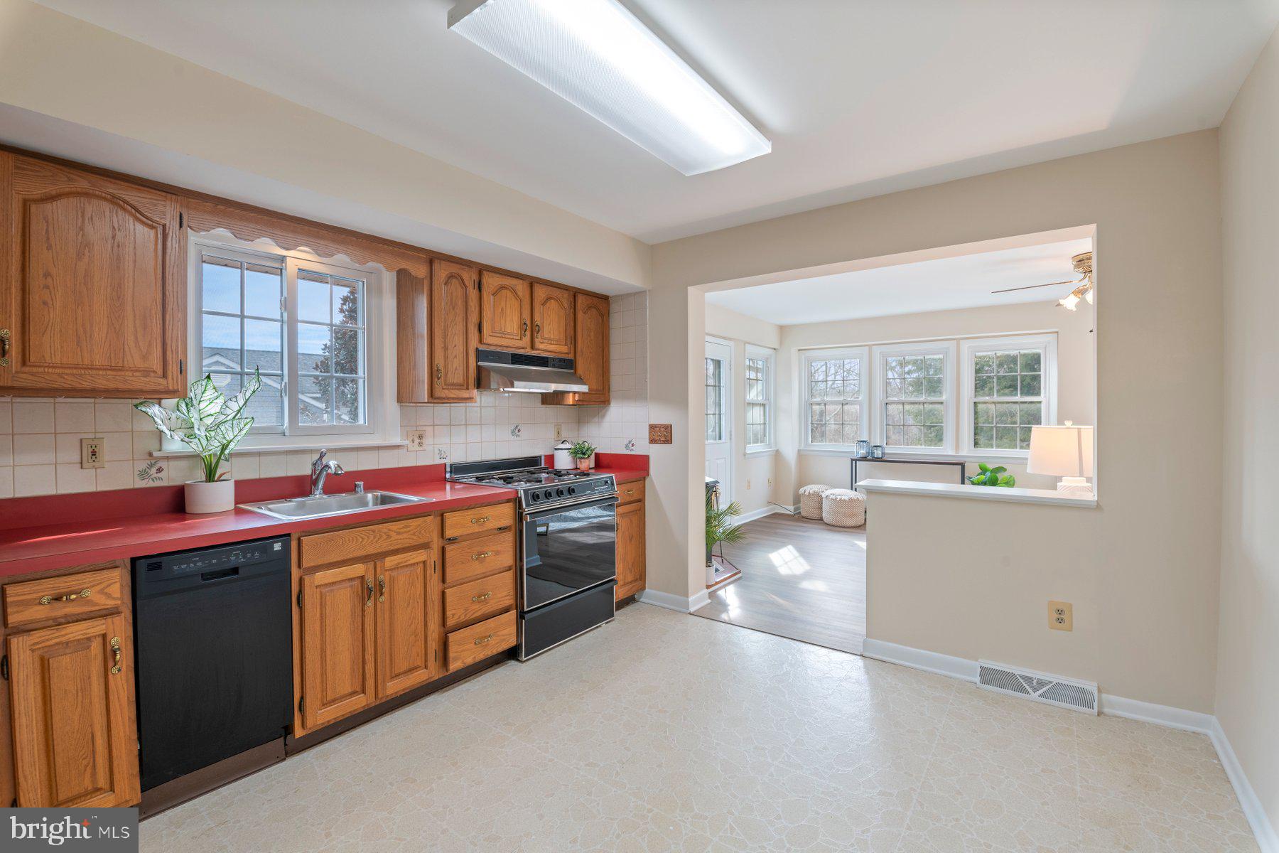 10149 Hobsons Choice LANE