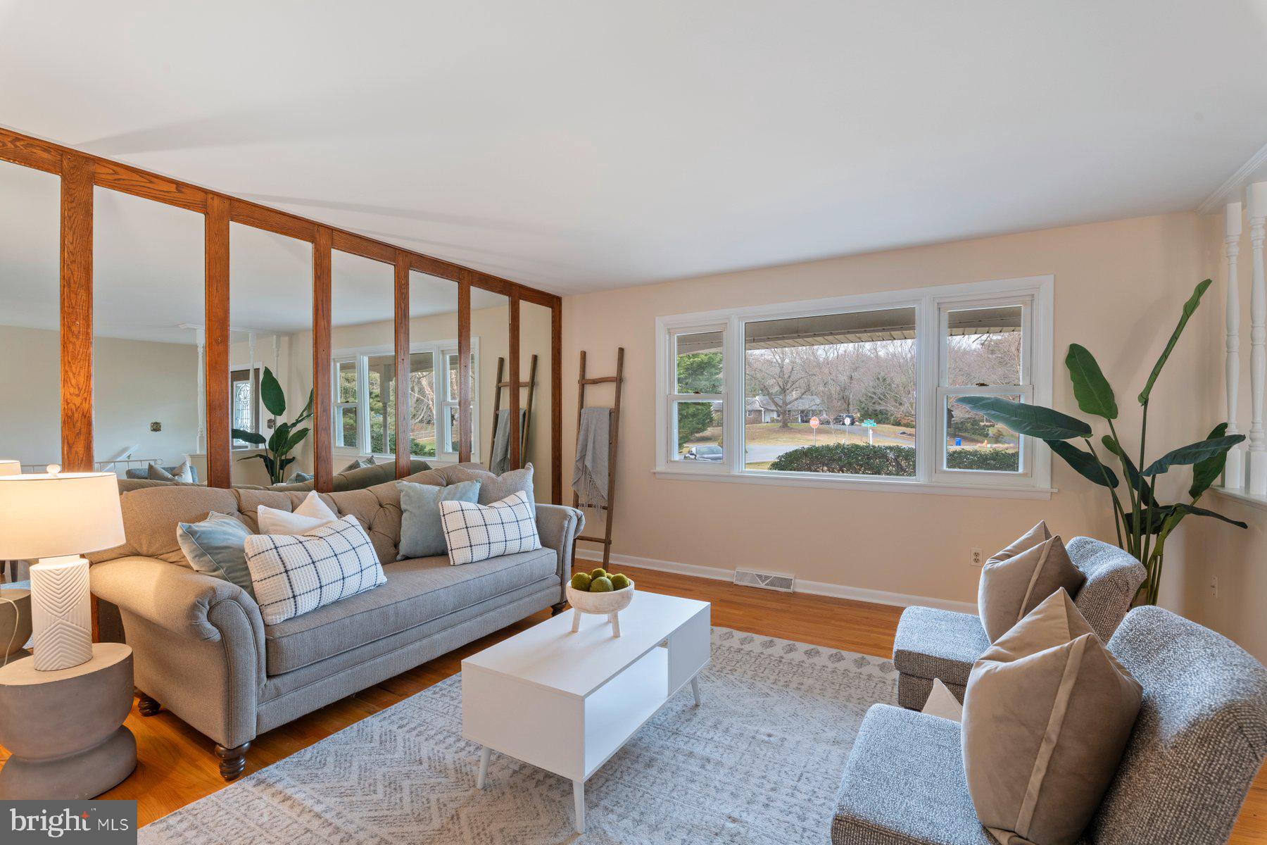 10149 Hobsons Choice LANE