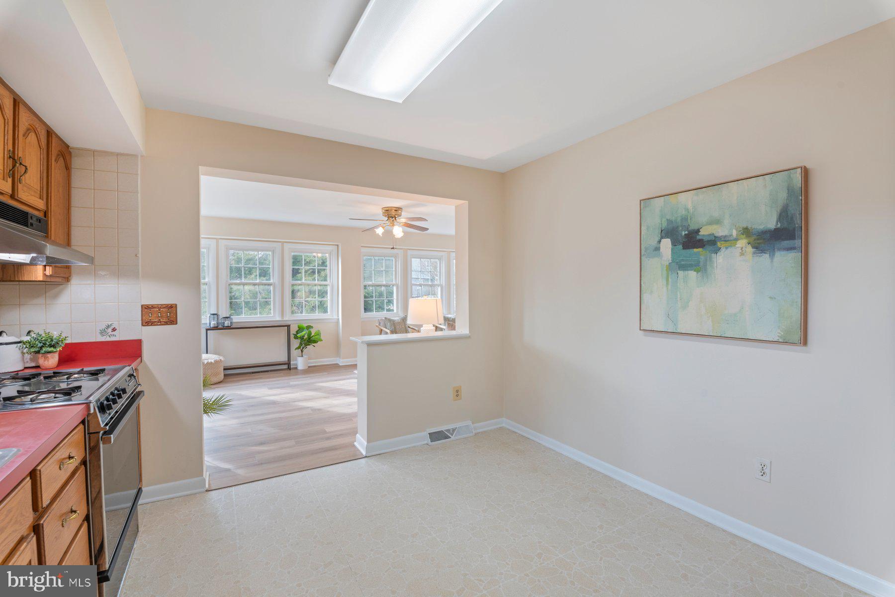 10149 Hobsons Choice LANE