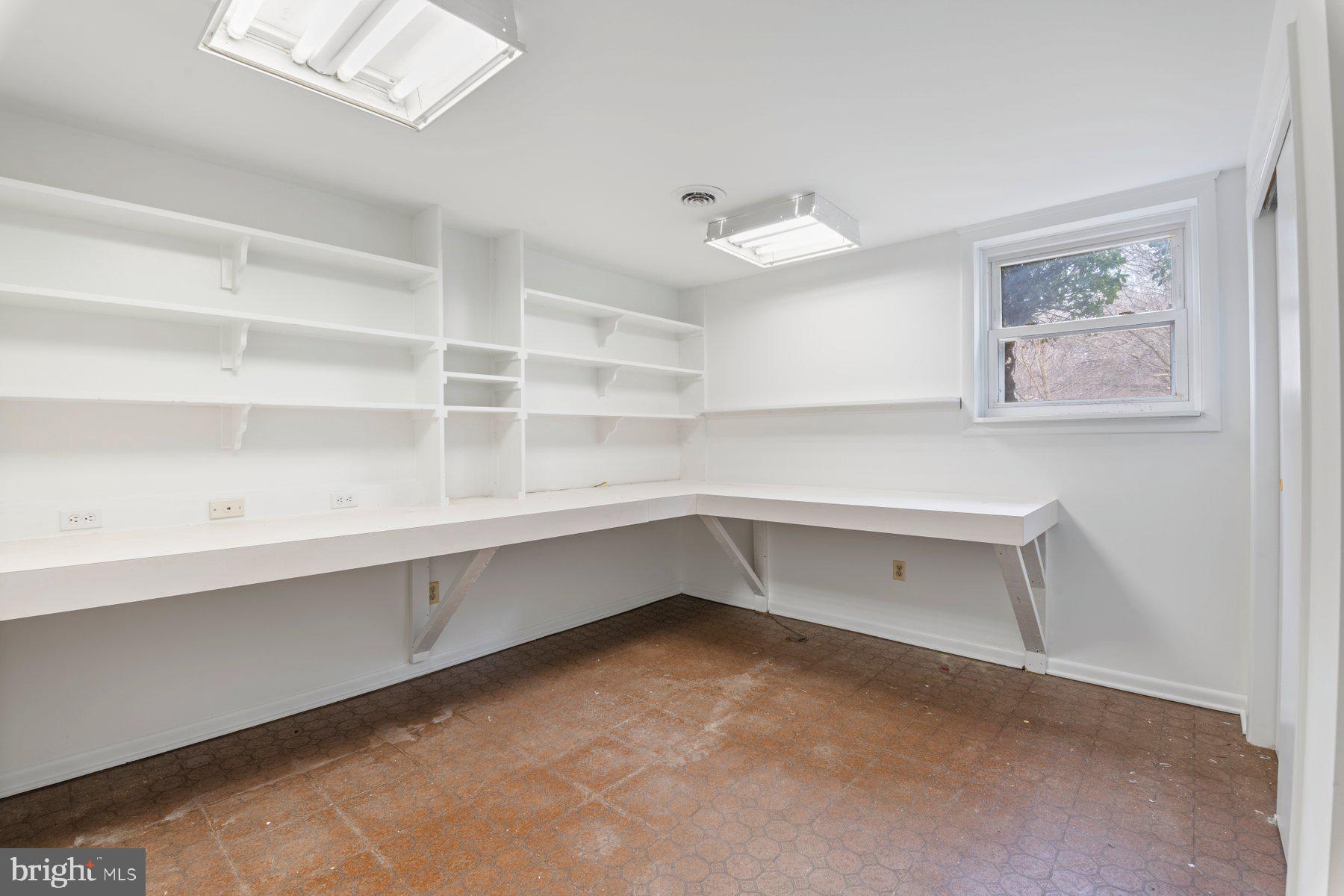 10149 Hobsons Choice LANE