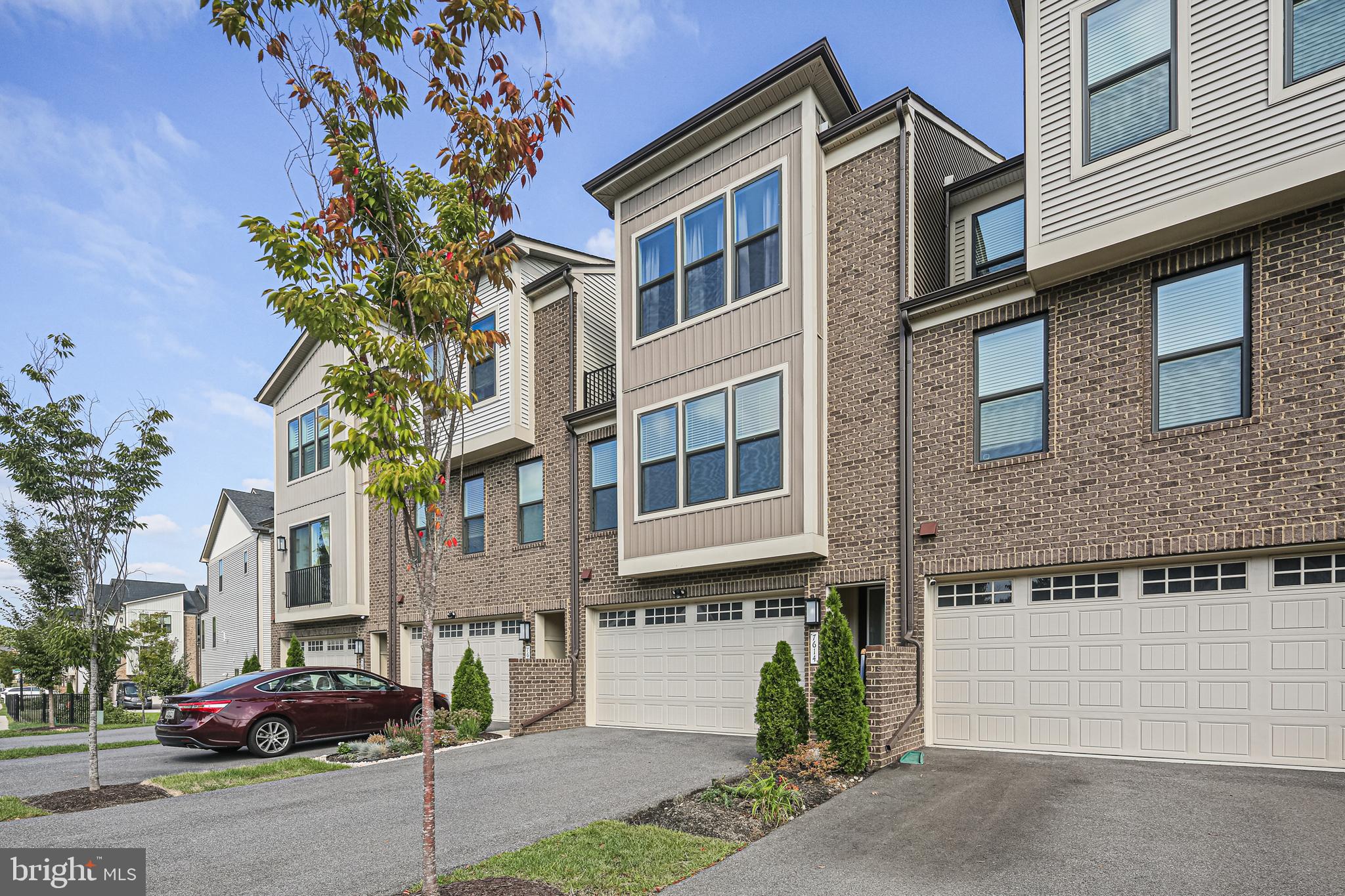 7614 CROSS CREEK DRIVE