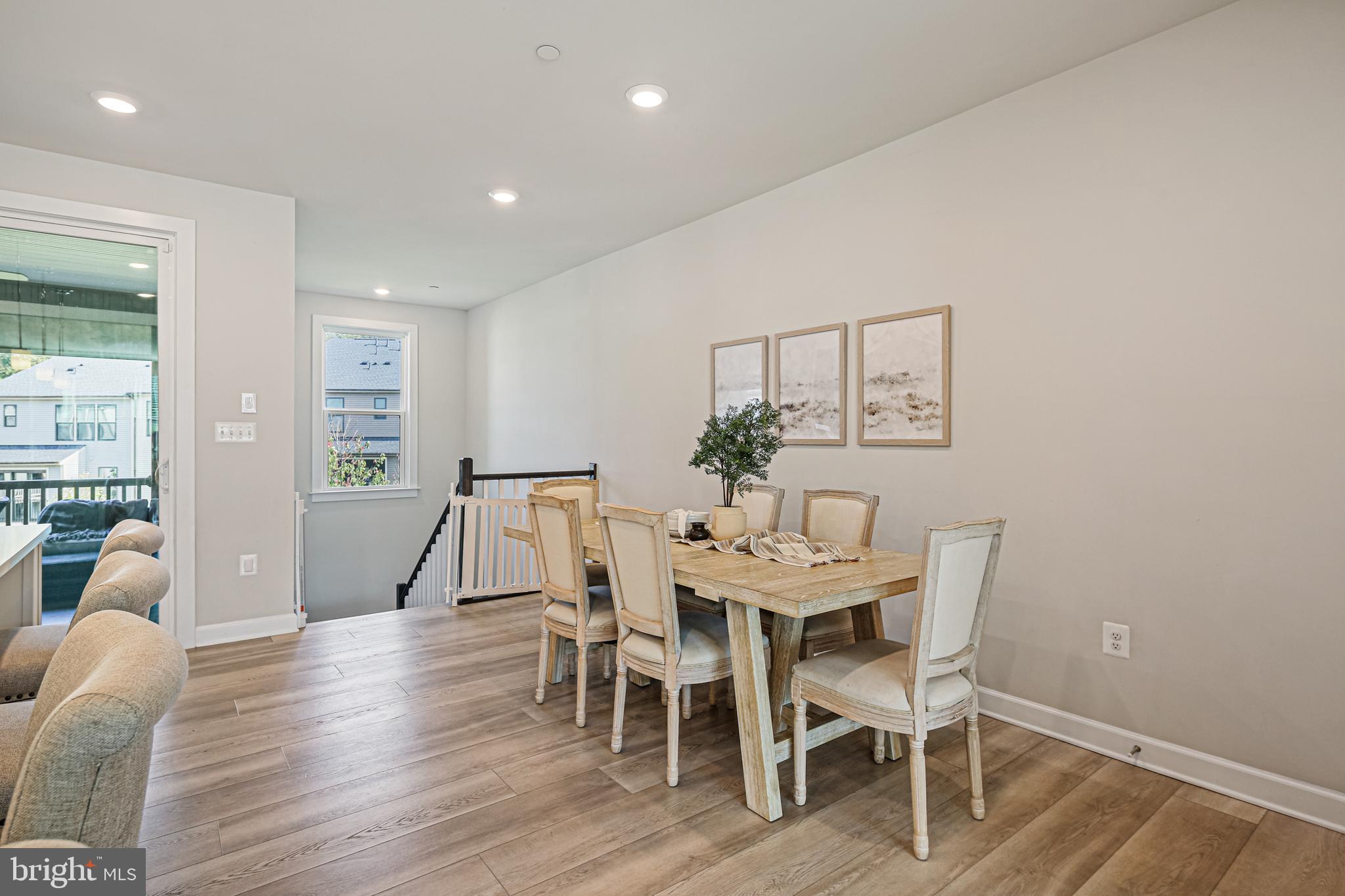 7614 CROSS CREEK DRIVE