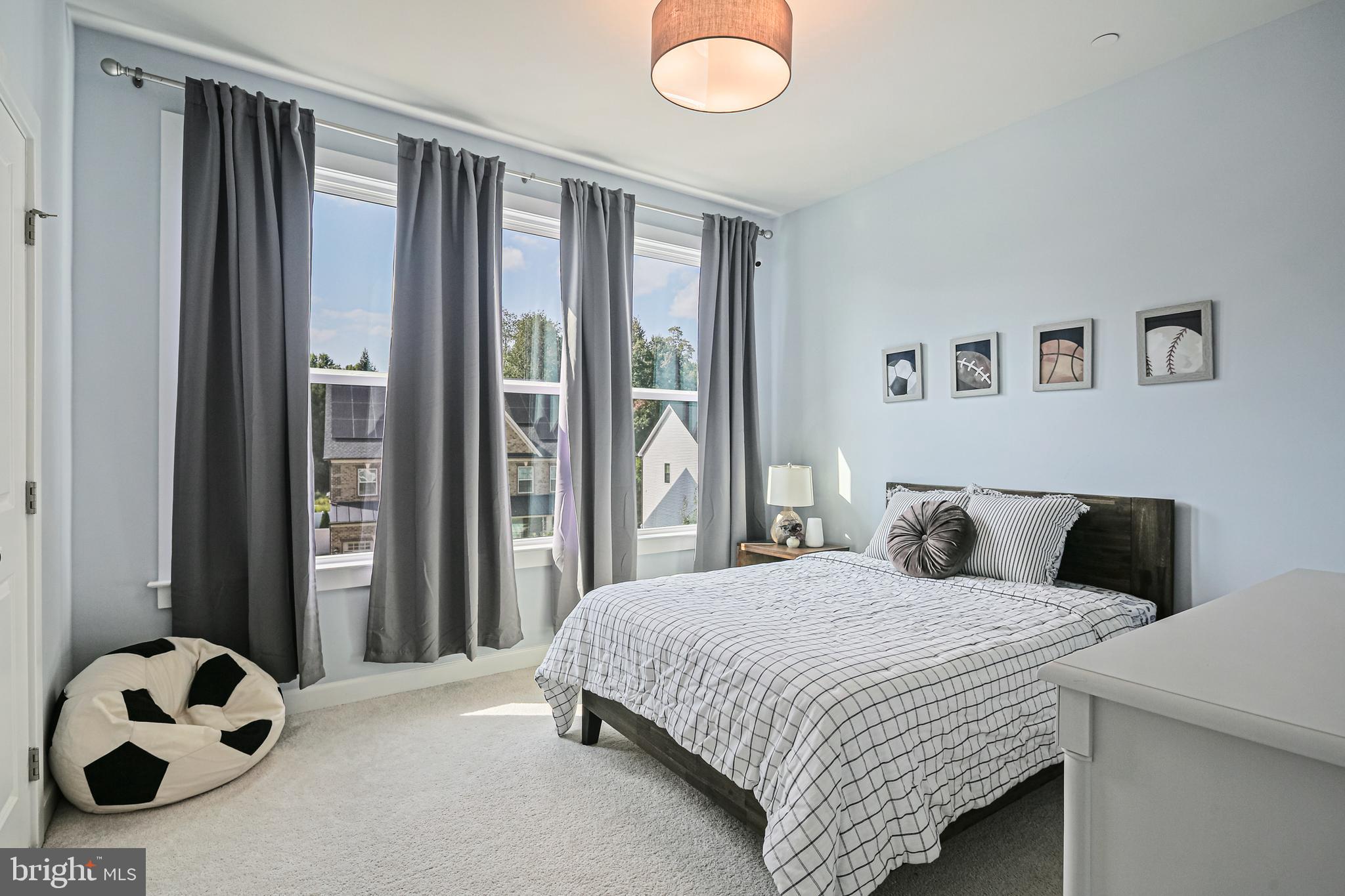 7614 CROSS CREEK DRIVE