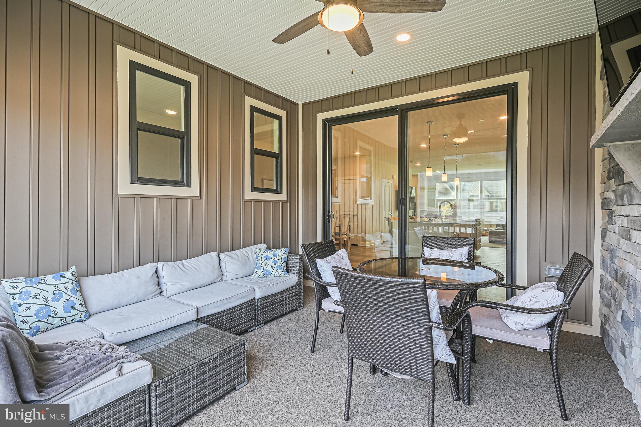 7614 CROSS CREEK DRIVE